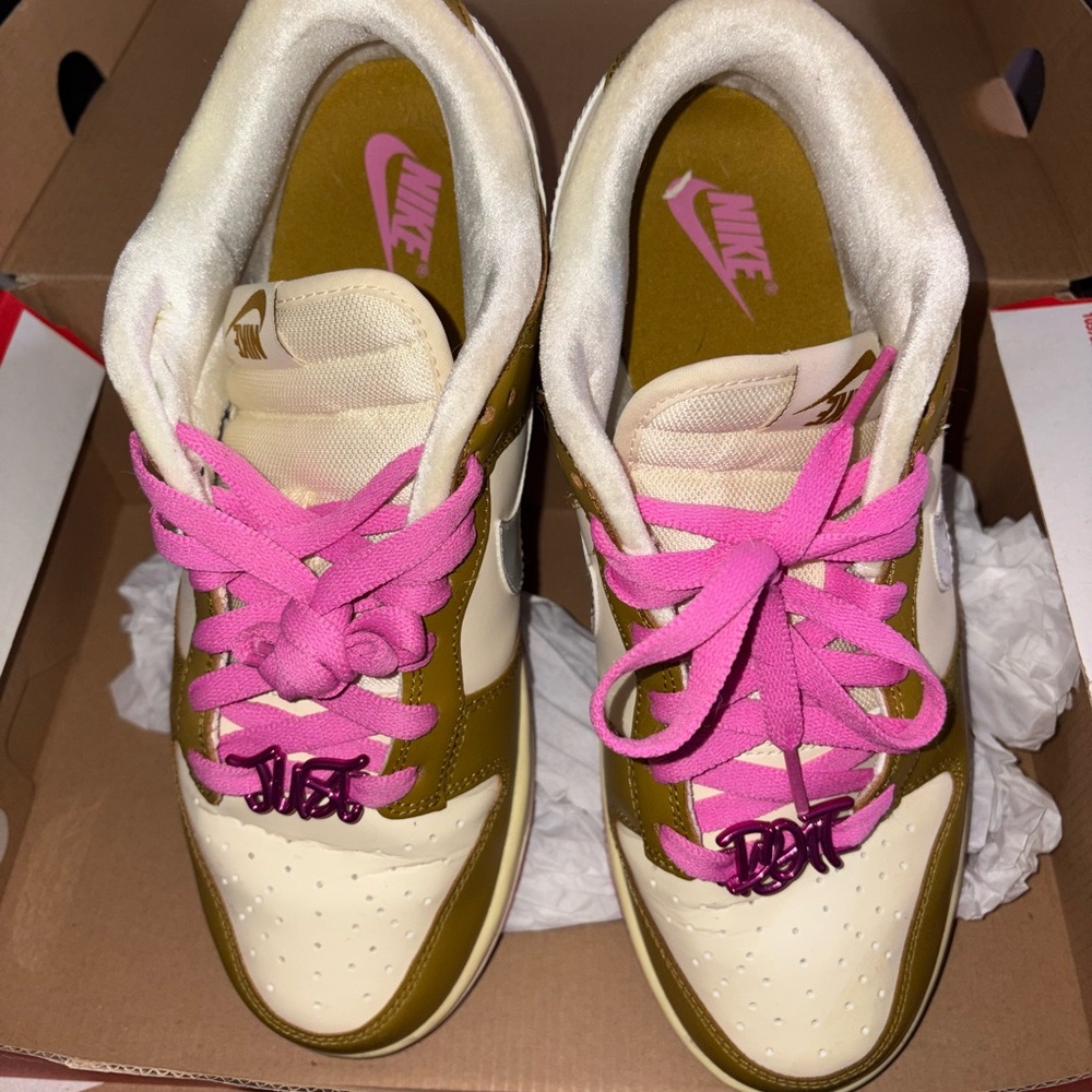 Nike Women's Sneakers with Cream and Olive Accents